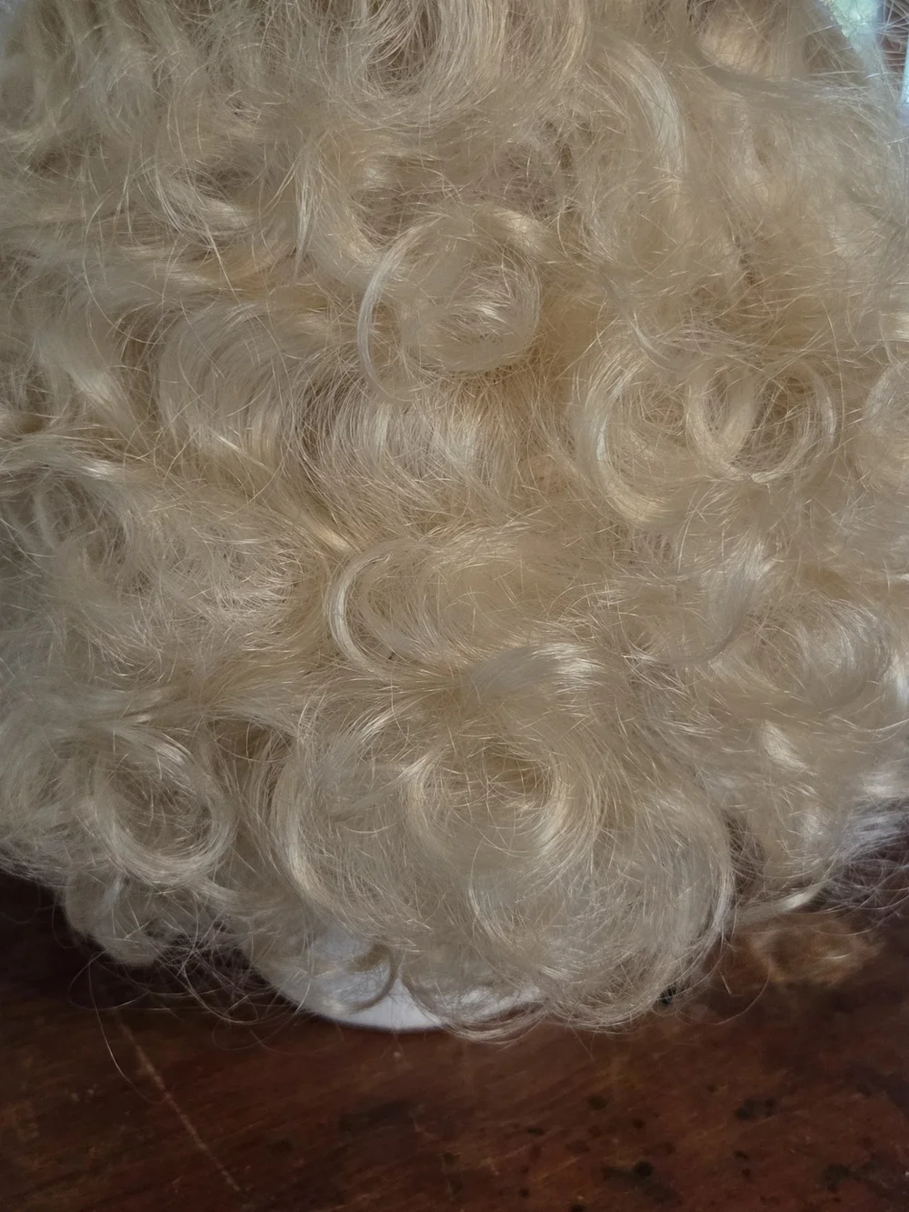 CURATED STYLE- Blonde 20s Style Curly Wig PLUS Brown Steampunk Hat